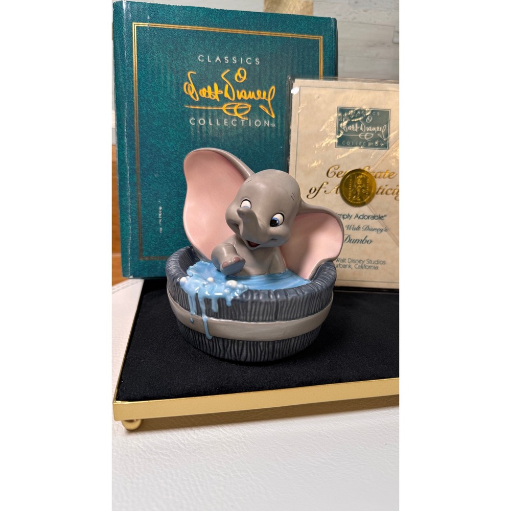 WDCC Collectors Society Dumbo Simply‎ Adorable 1995 Membership Sculpture W/COA